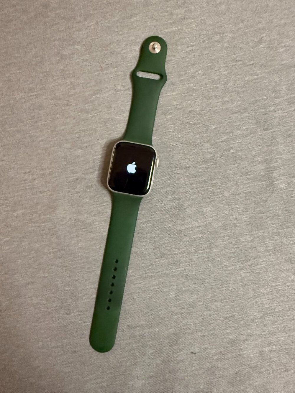 Apple Watch Series 6 GPS 44mm Silver Aluminum with Green Sport Band